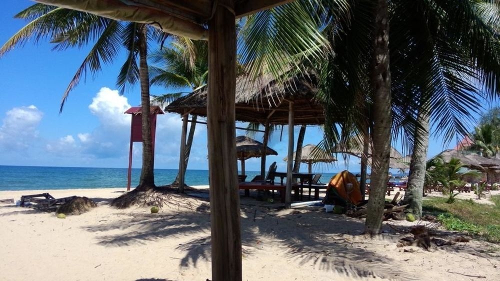 Beach & Waterfront