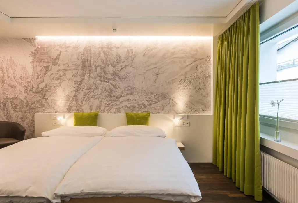 Hotel Weiss Kreuz - Chambres
