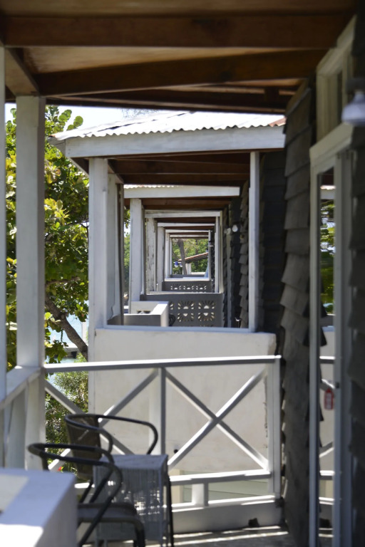 Ouanga Bay Beach Hotel