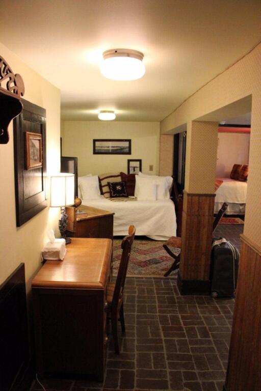 Alaska Heritage House by null