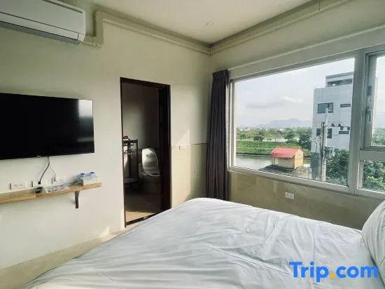 Standard Double room with mountain view (full double bed)