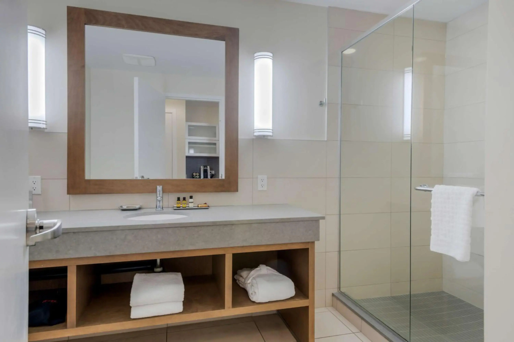 Best Western Plus Sawridge Suites - фото 4