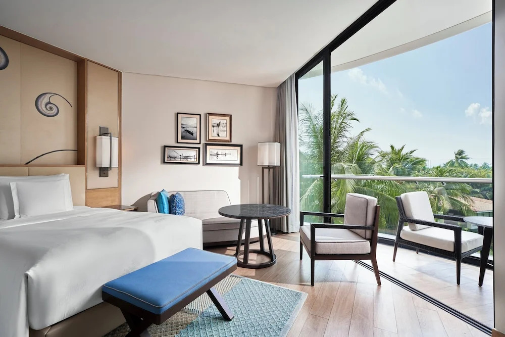 Intercontinental Phu Quoc Long Beach Resort