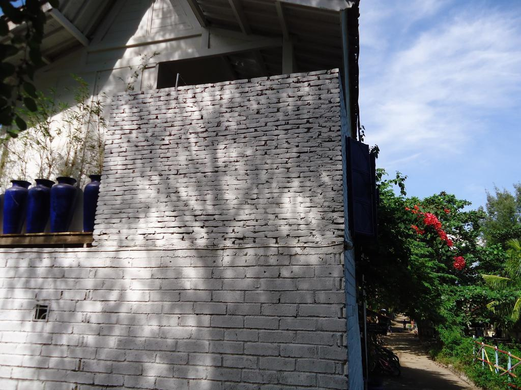 Happy House Bungalows