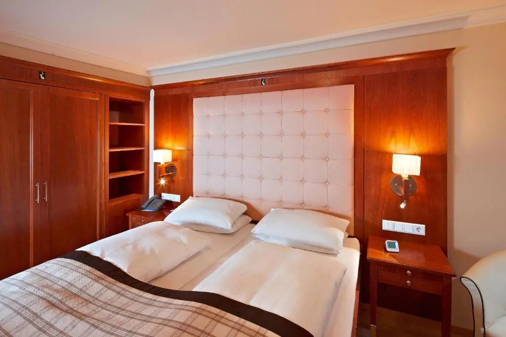 Hotel Elefant - Chambres