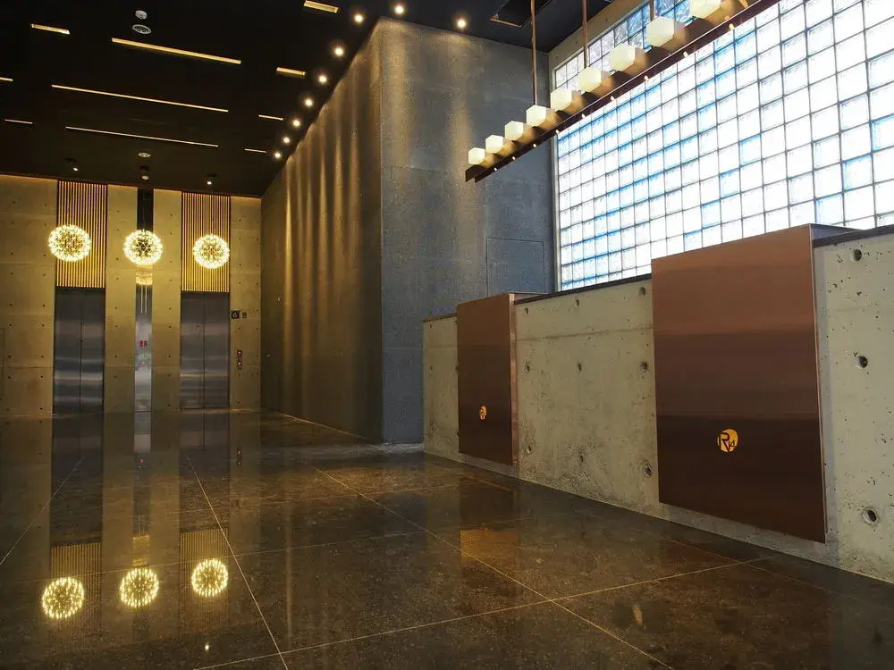 Lobby & Reception