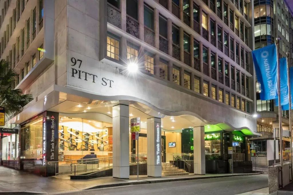 Rydges Australia Square Hotel