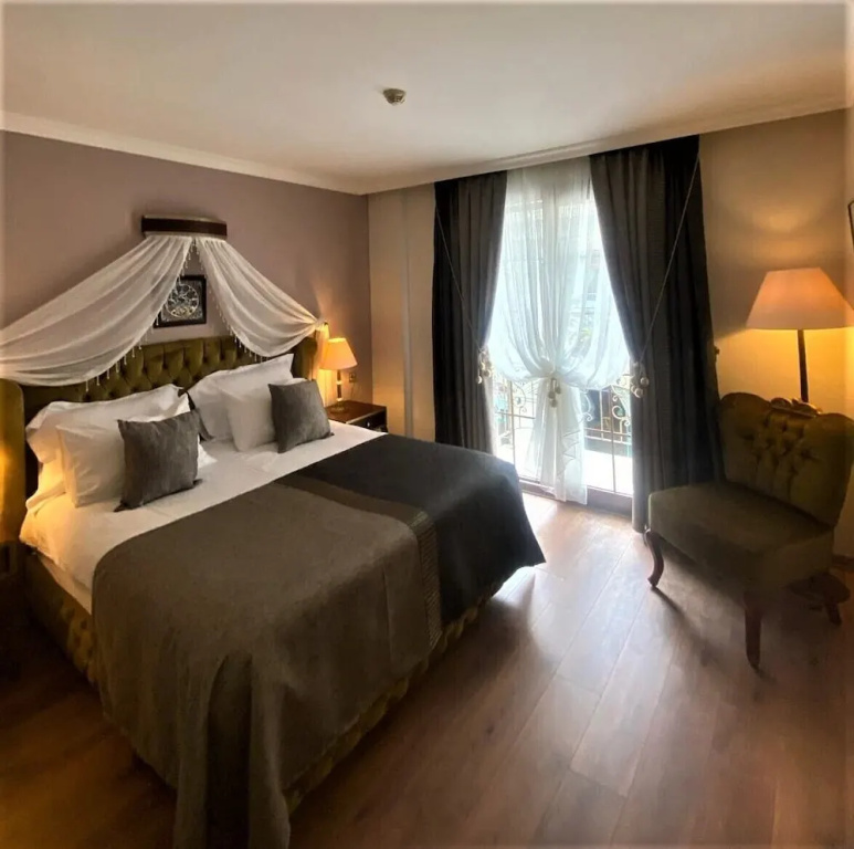 Standard Double room (full double bed)