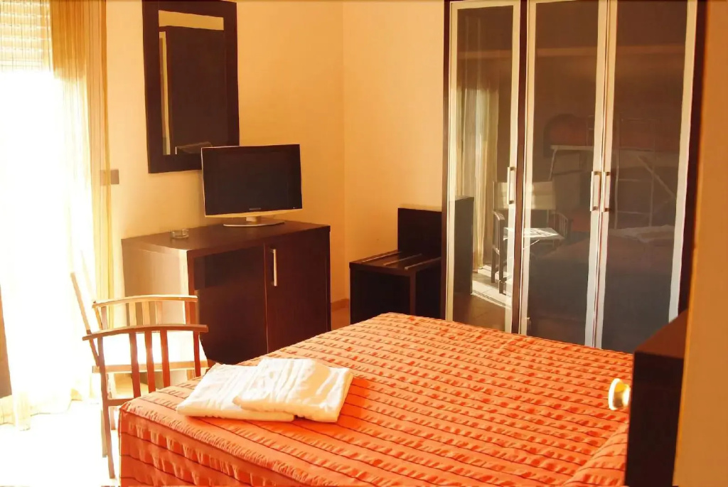 Hotel Club Ravezzo - Général