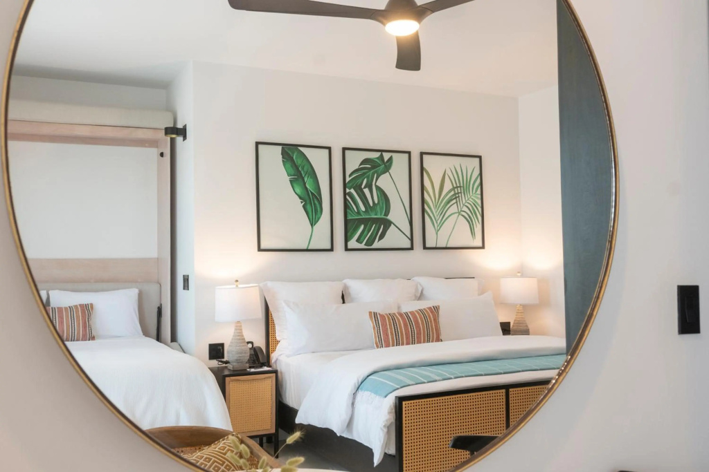 Flamboyan Hotel & Residences — 2
