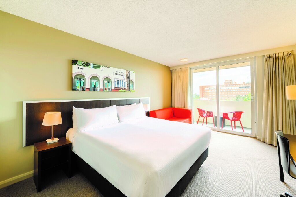 Travelodge Hotel Perth by null