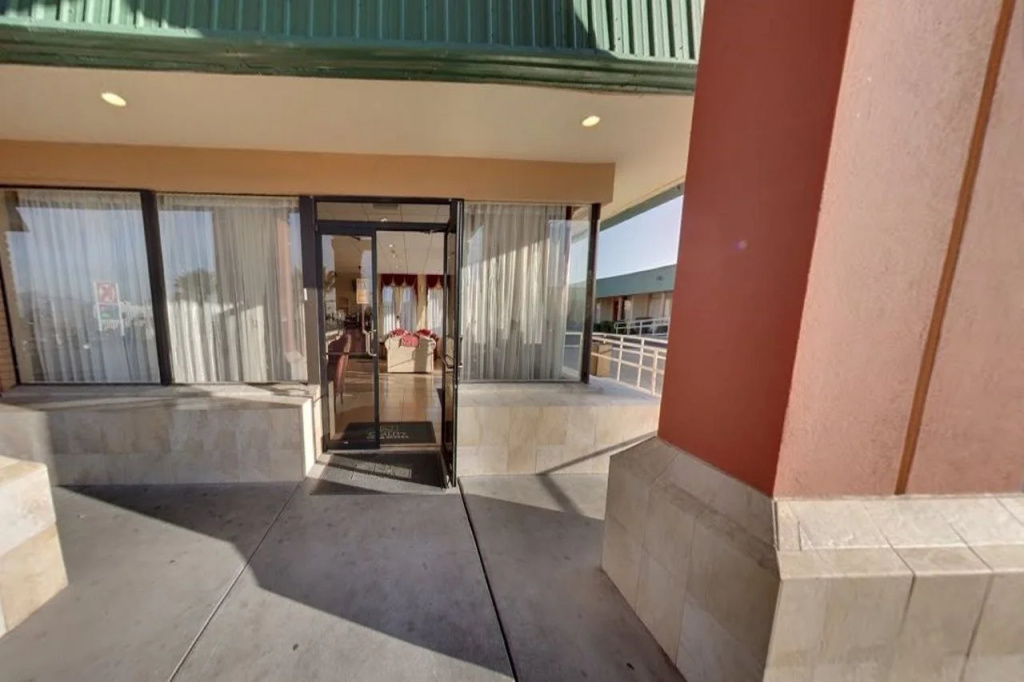 Balcony & Terrace
