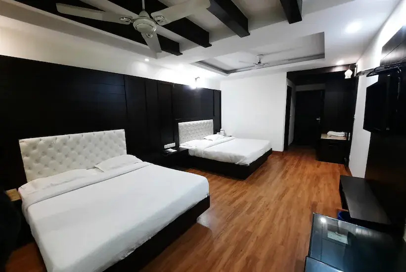 Hotel photo 12