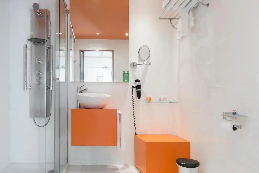 Petit Palace Plaza Malaga - Chambres