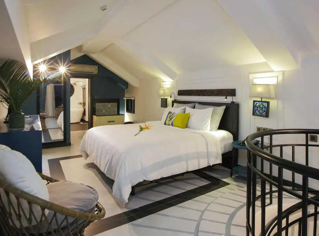 Deluxe Suite