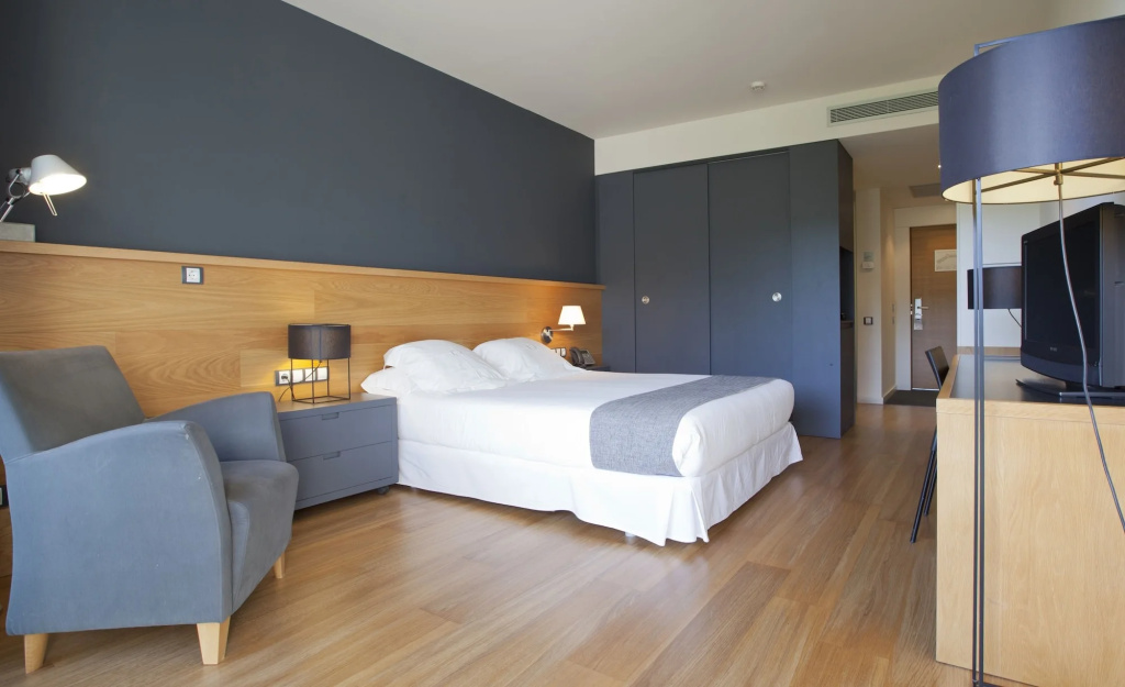 Hotel Món Sant Benet - Général