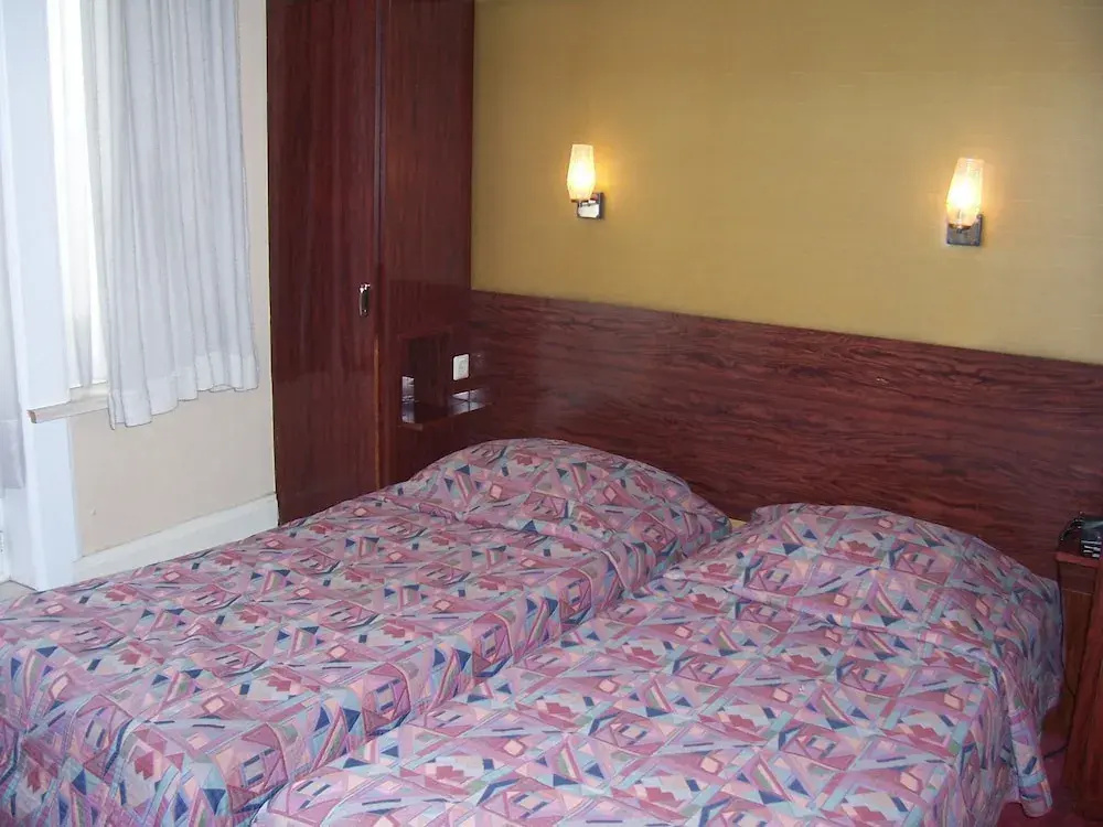 Standard Double room with balcony (twin beds)