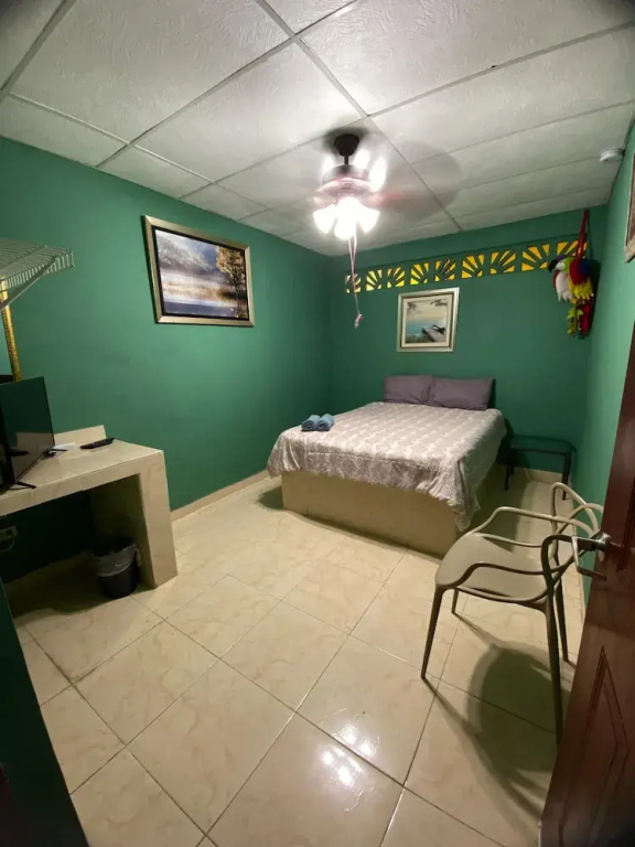 Economy room