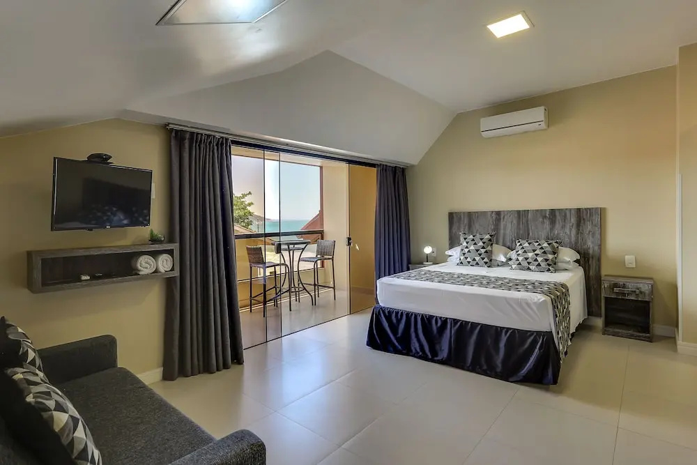Deluxe room with water view