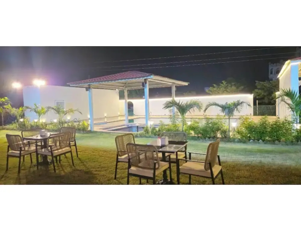 Hotel photo 12