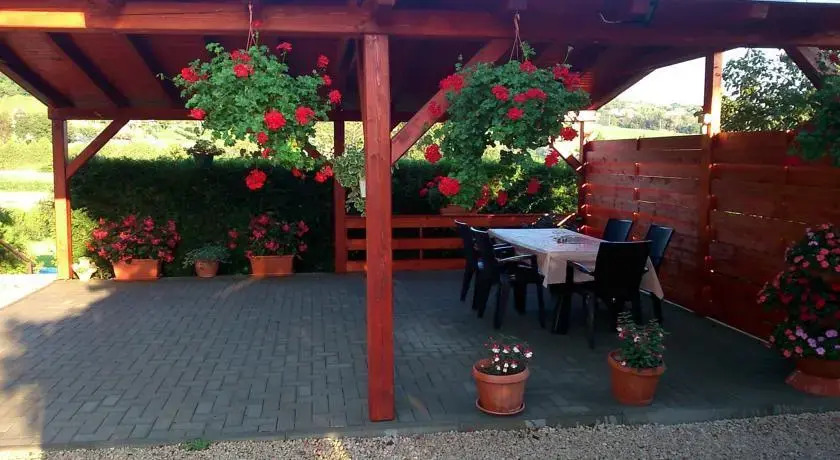 Rebeka Ház - фото 10