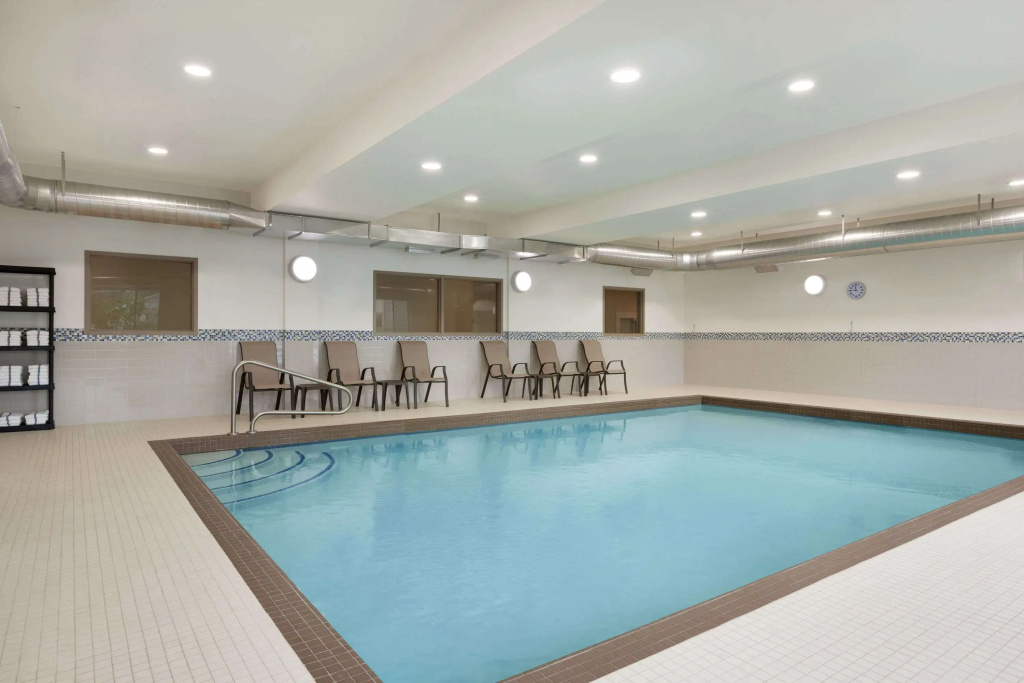 Days Inn & Suites by Wyndham Lindsay - Général