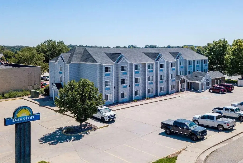Days Inn by Wyndham Greeley