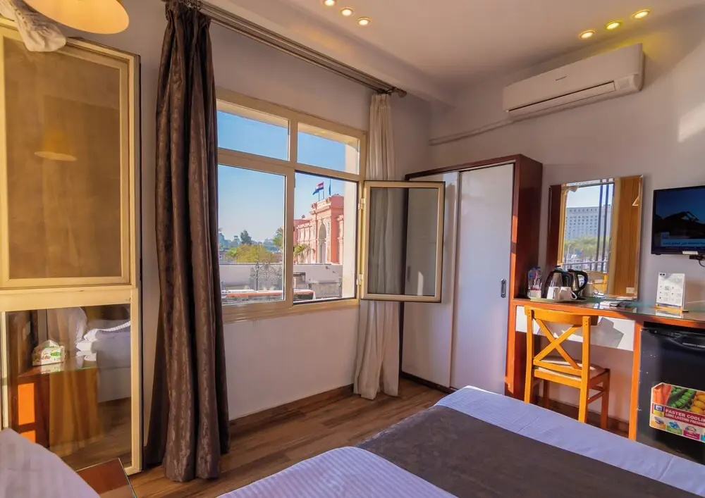 Deluxe Double room (full double bed)