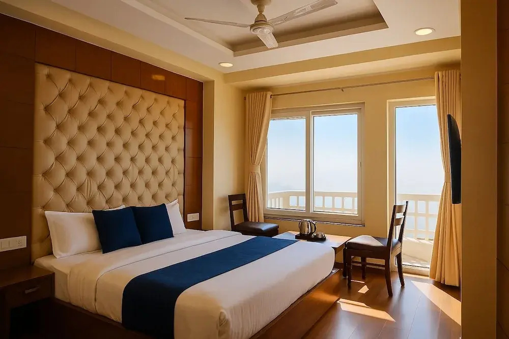 Hotel Samrat - On Mall Road - Chambres