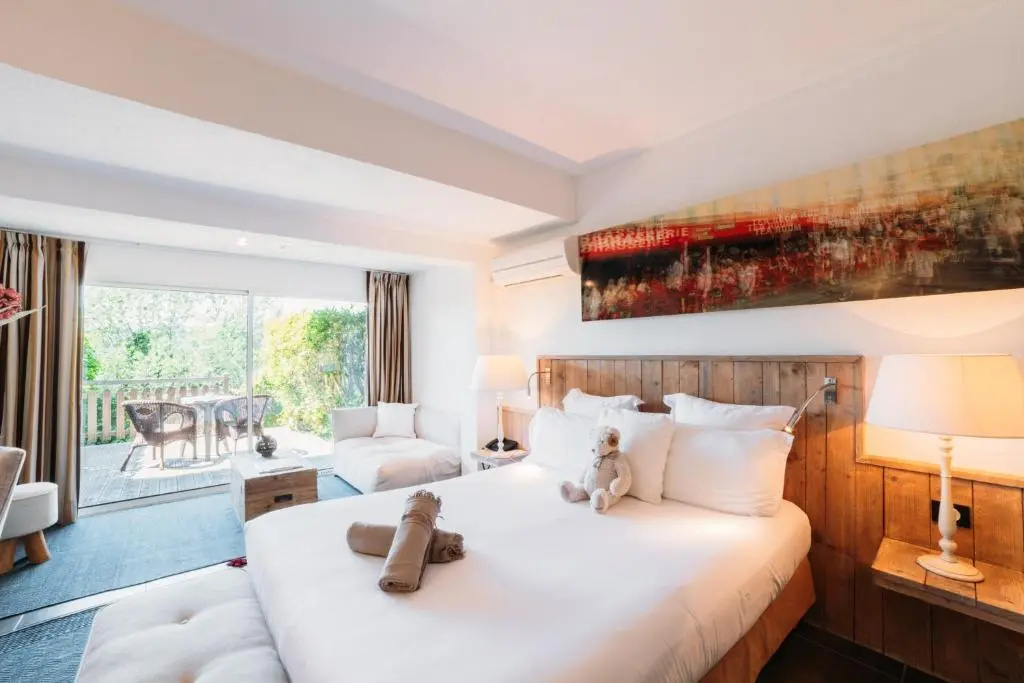 Superior Double room (full double bed)