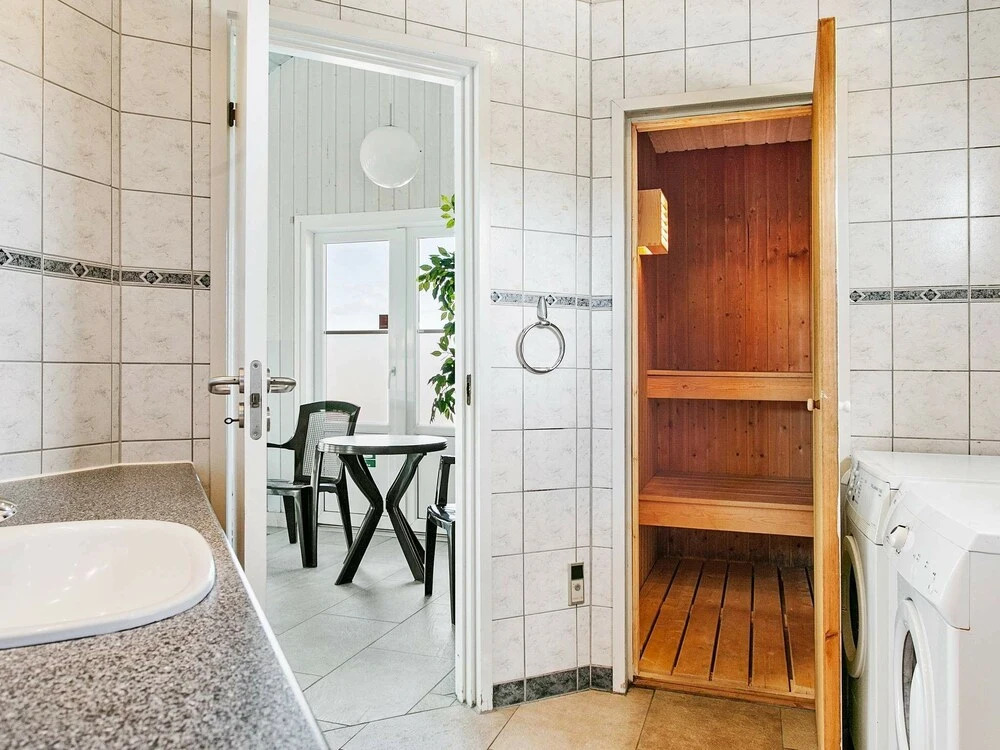 Charming Holiday Home in Thisted With Indoor Pool - фото 9