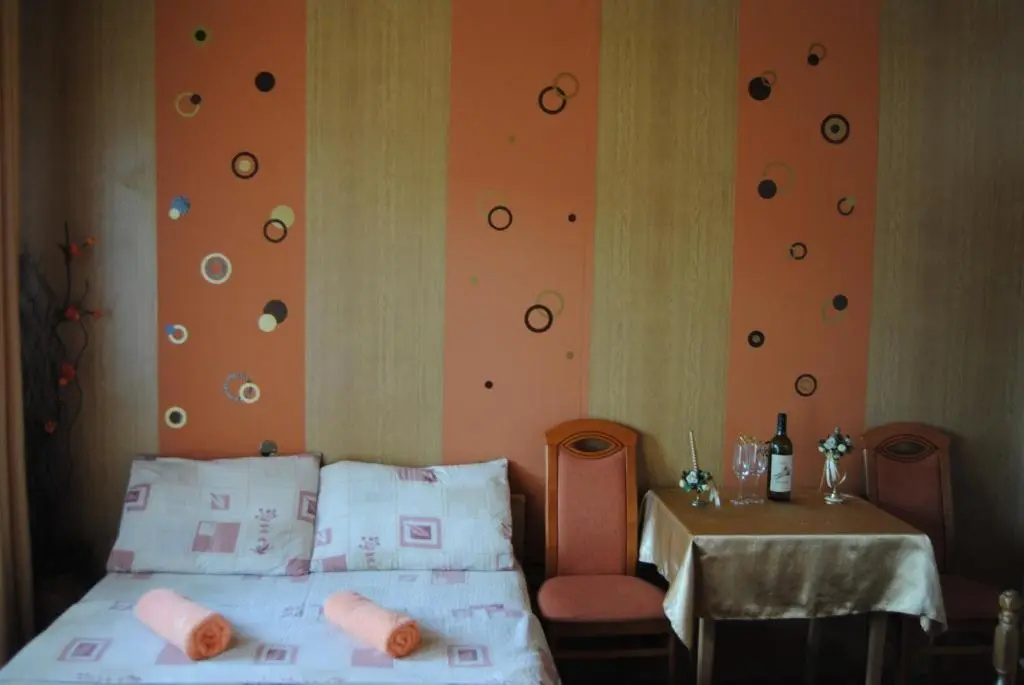 Standard Double room with balcony (full double bed)