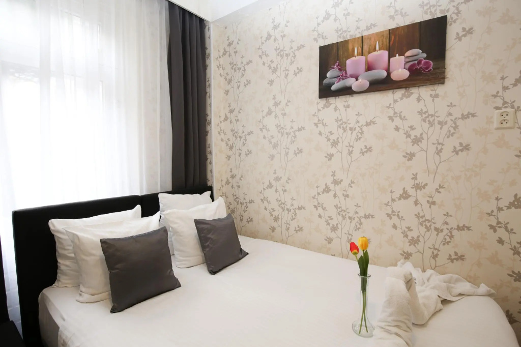 Economy Double room (full double bed)