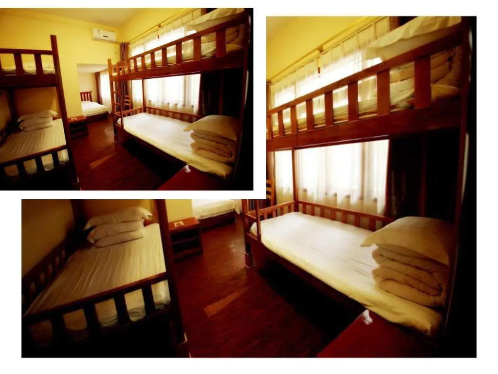 Bed in Dorm