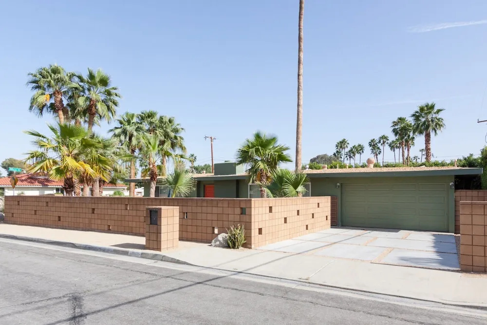 3BR 3BA Stylish House with Pool Palm Springs by RedAwning