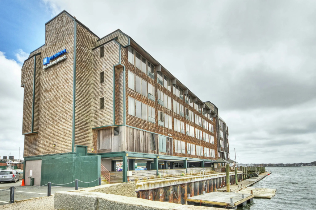 Club Wyndham Inn on Long Wharf