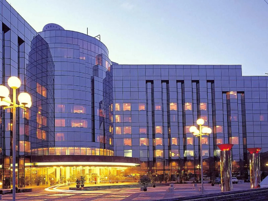 Golden Flower Hotel
