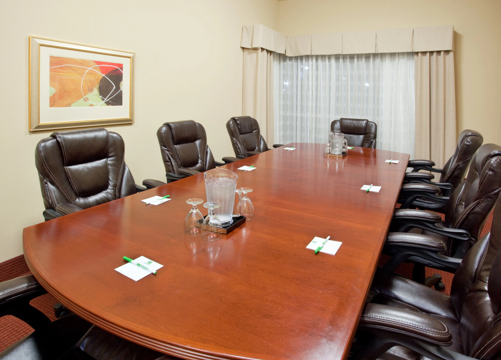 Holiday Inn & Suites Oakland Airport by IHG - Général