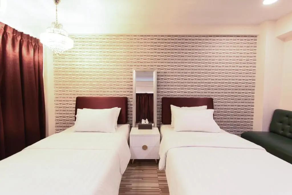Deluxe Double room (twin beds)