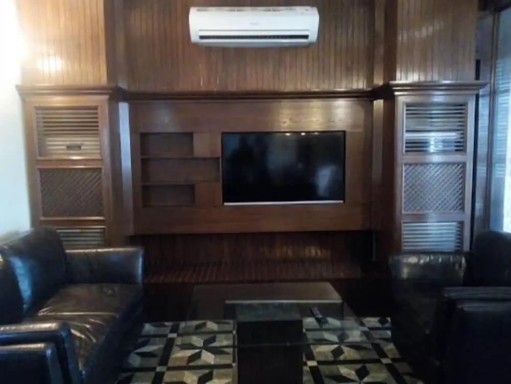 Royal Double room (full double bed)