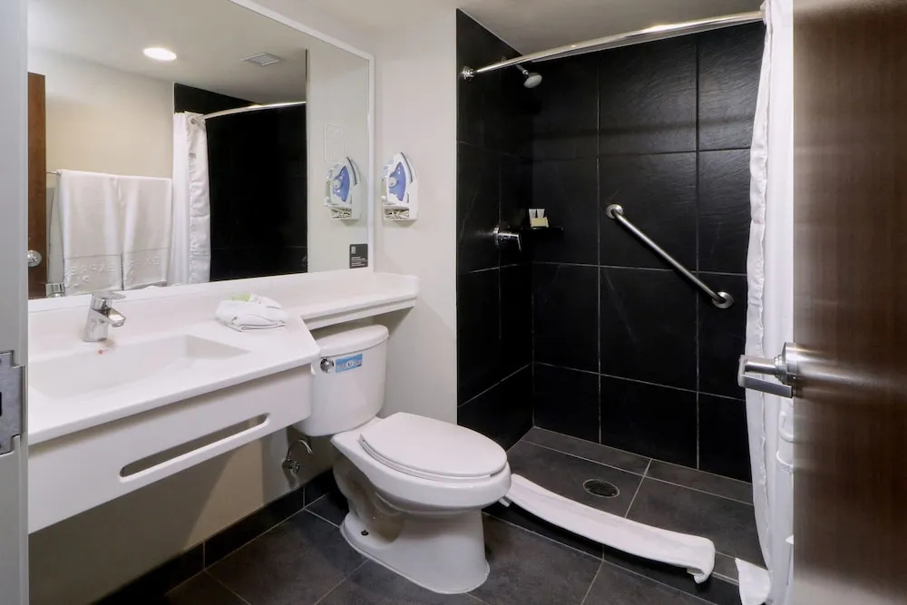 City Express Plus by Marriott Monterrey Galerias - Chambres