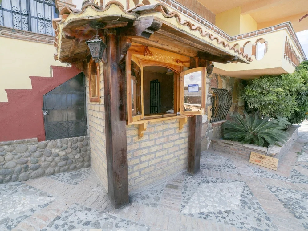 Hotel photo 1
