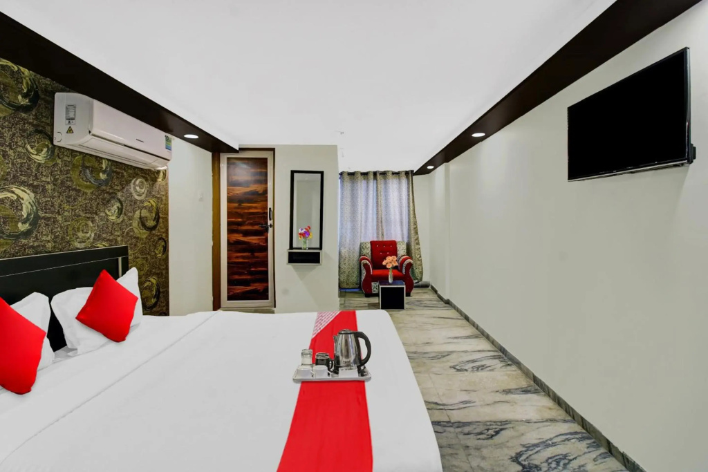 OYO Flagship 70030 Gopika Stay Inn - фото 8