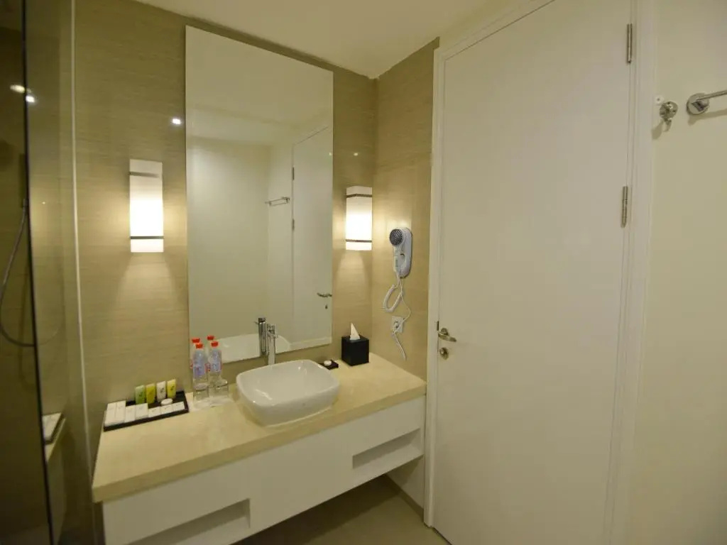 Swiss-Belhotel Jambi — 2