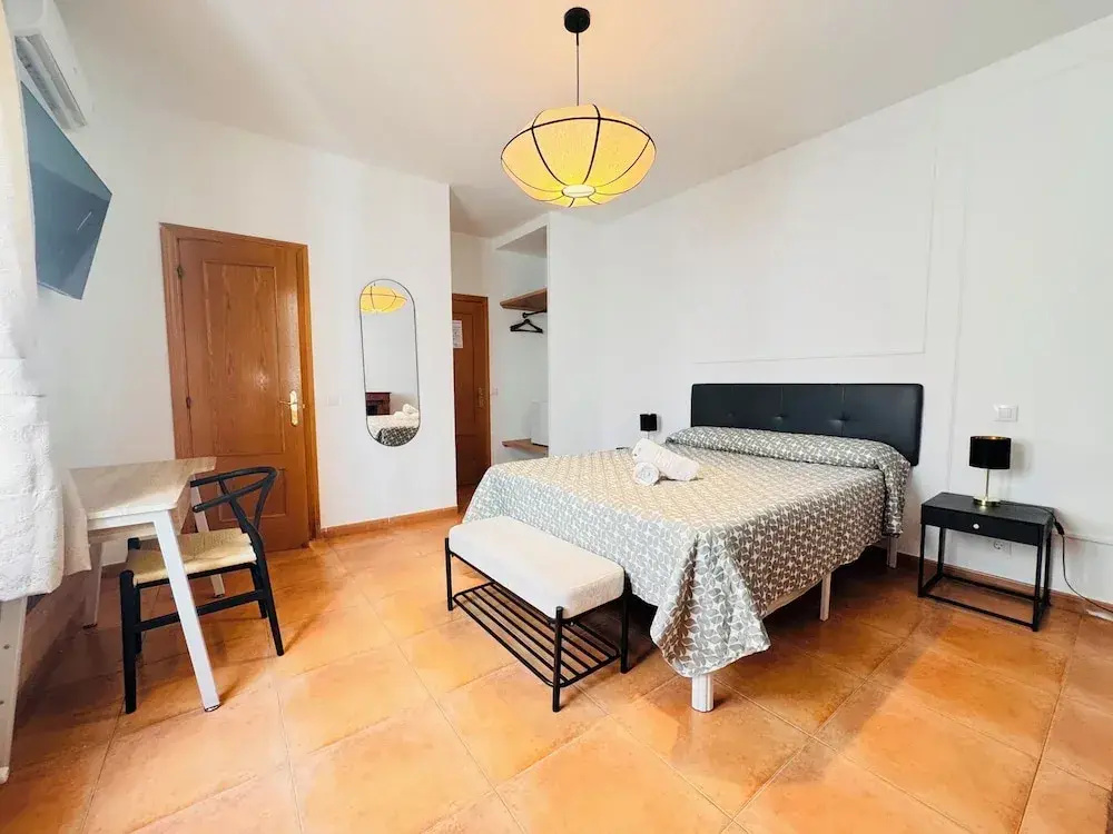 Superior Double room (full double bed)