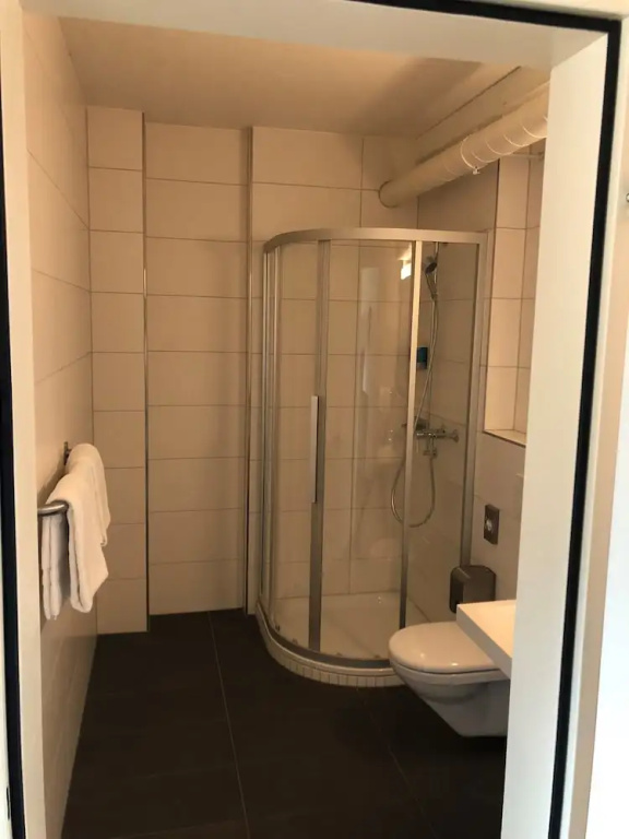 Comfort room