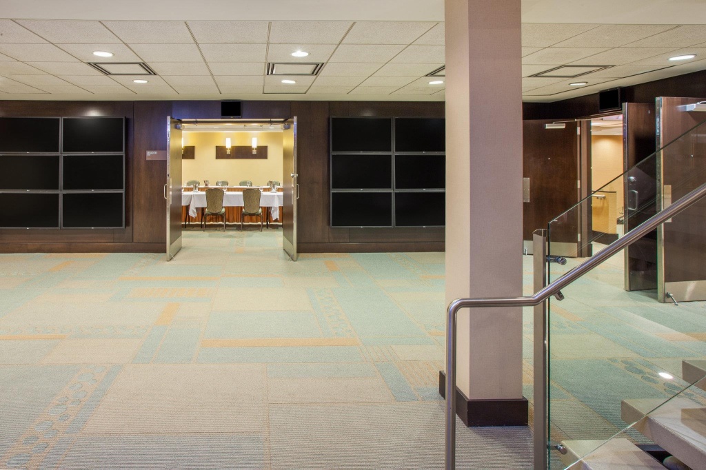 Crowne Plaza Lombard Downers Grove by IHG - Général