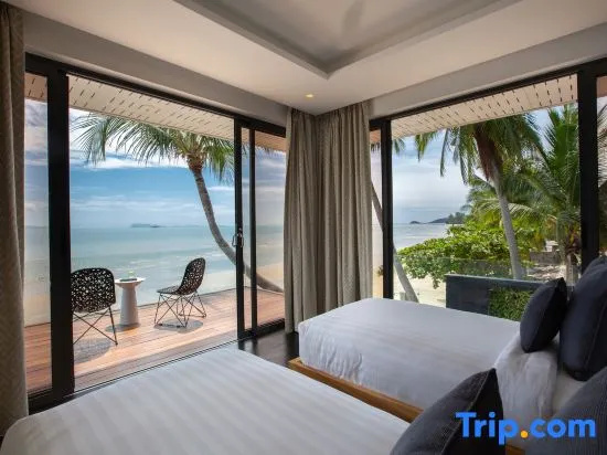 Villa beachfront