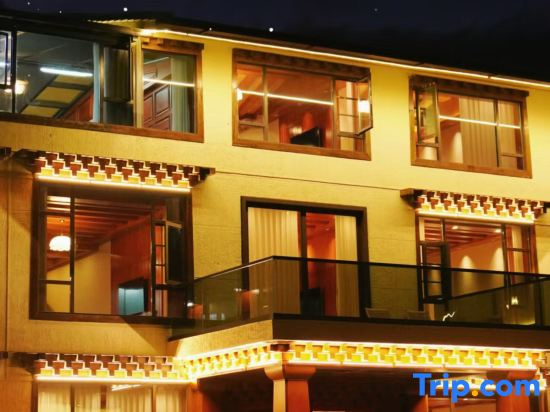 Shangmo•Songzang | 360° Snow Mountain Panorama | Oxygen-rich Garden Resort Boutique
