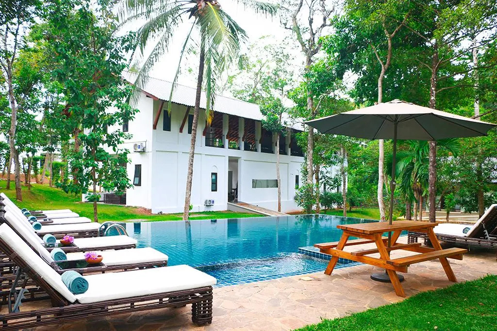 豪華花園景觀雙人房 (配有雙人床)